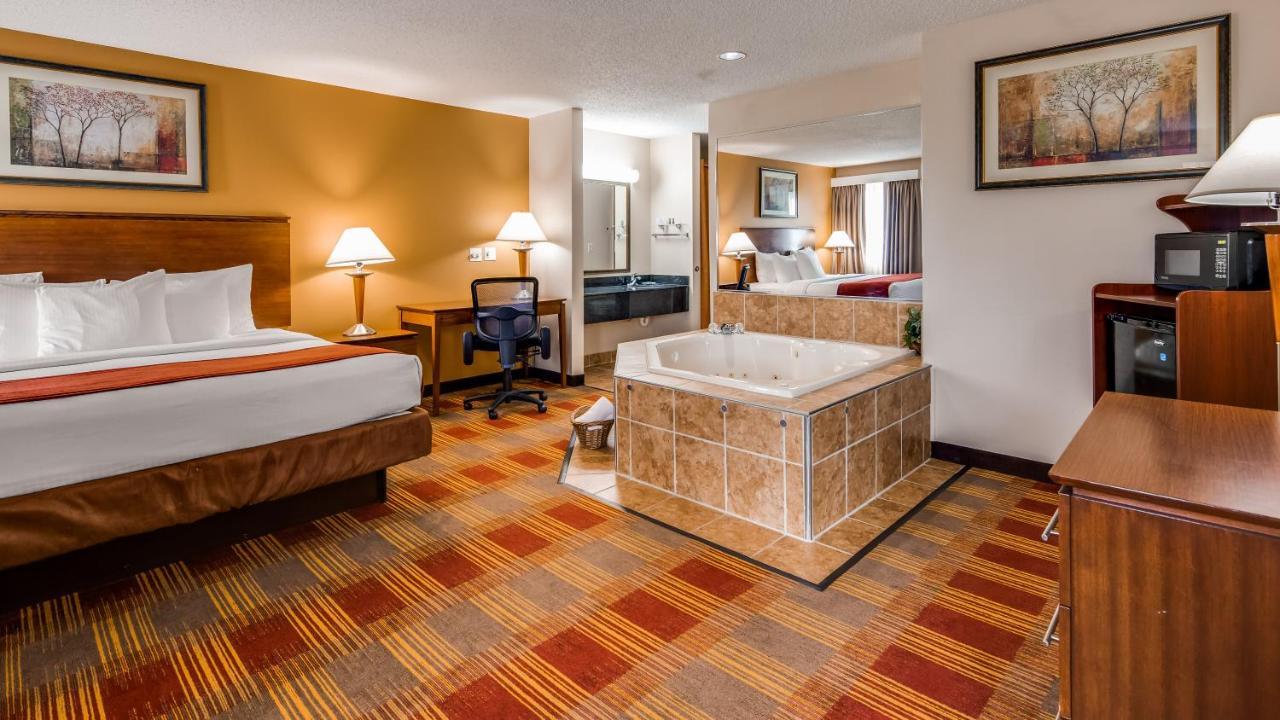 Best Western Lakewood Inn Hebron Buitenkant foto
