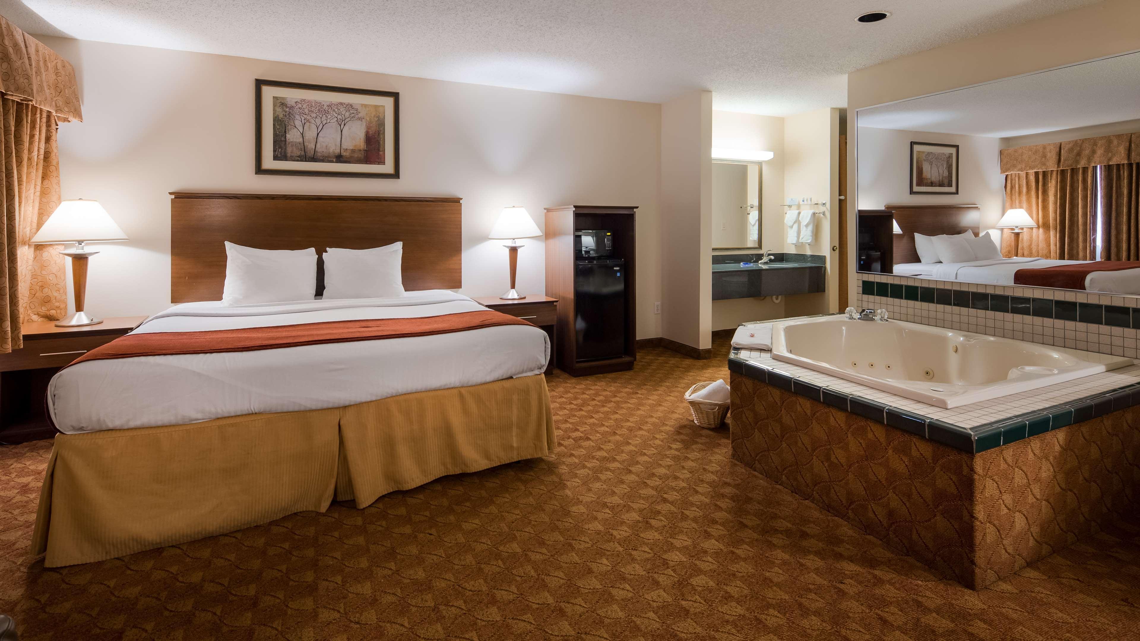 Best Western Lakewood Inn Hebron Buitenkant foto