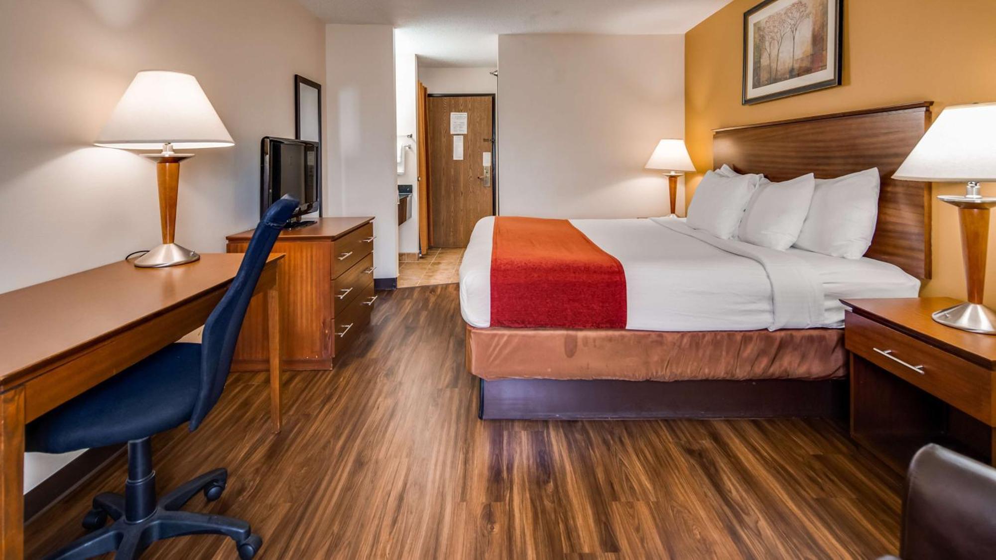 Best Western Lakewood Inn Hebron Buitenkant foto